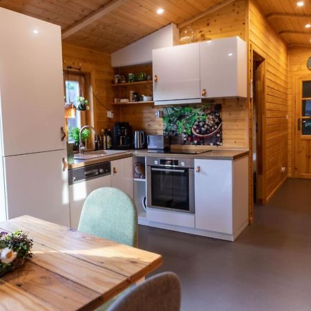 Chalet "Waldhauszeit" Am See 뮉케 외부 사진